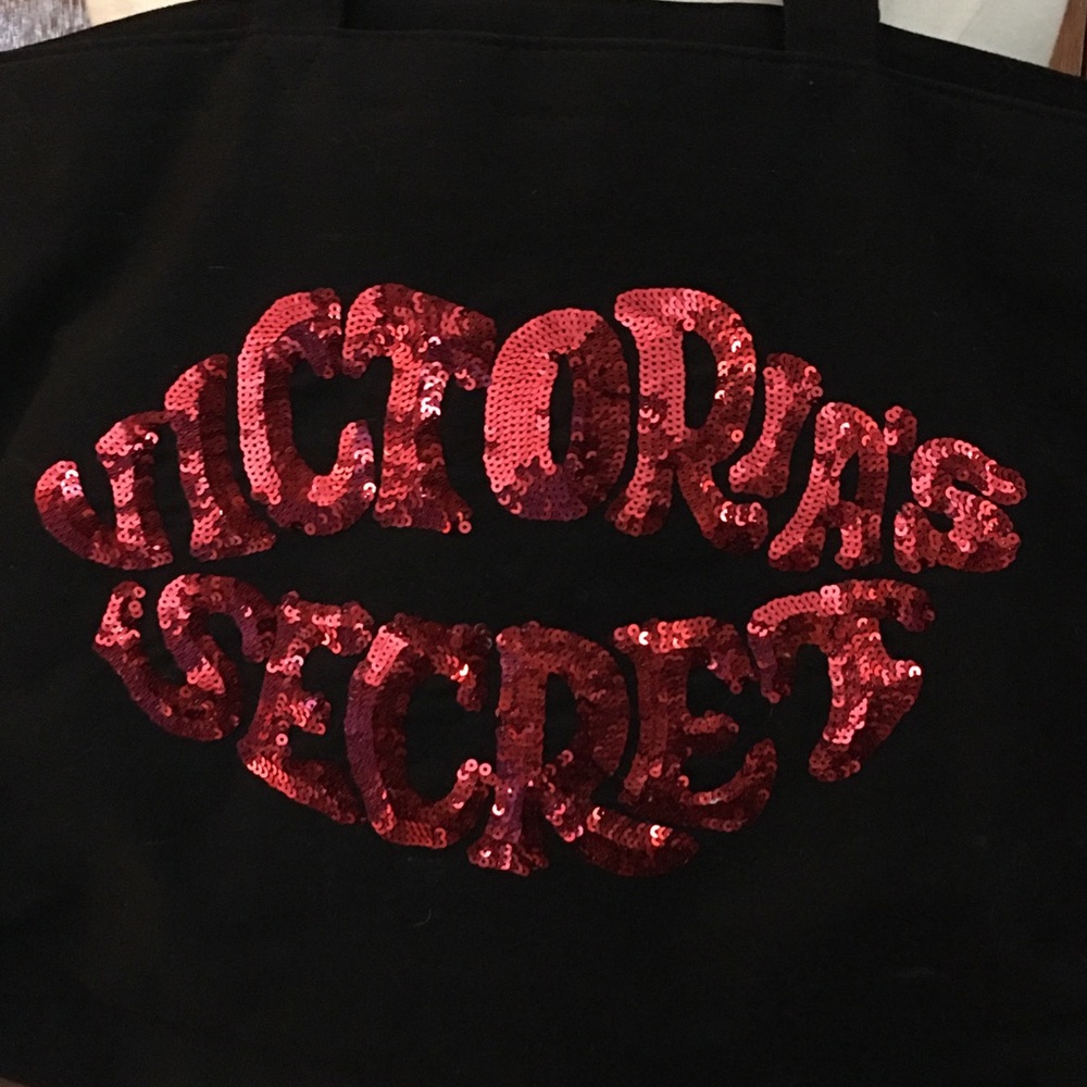 Victoria’s Secret Lips Tote Bag - Picture 2 of 7